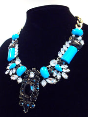 Luxe Crystal-Encrusted Collar Statement Necklace- Turquoise