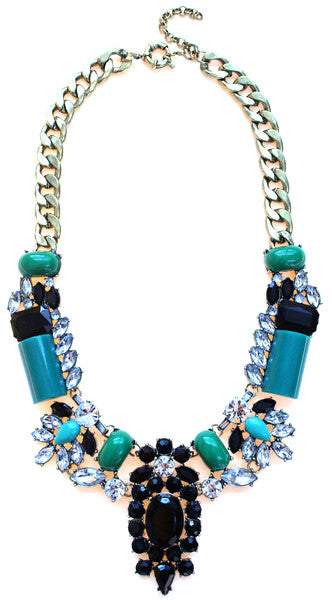 Luxe Crystal-Encrusted Collar Statement Necklace- Emerald