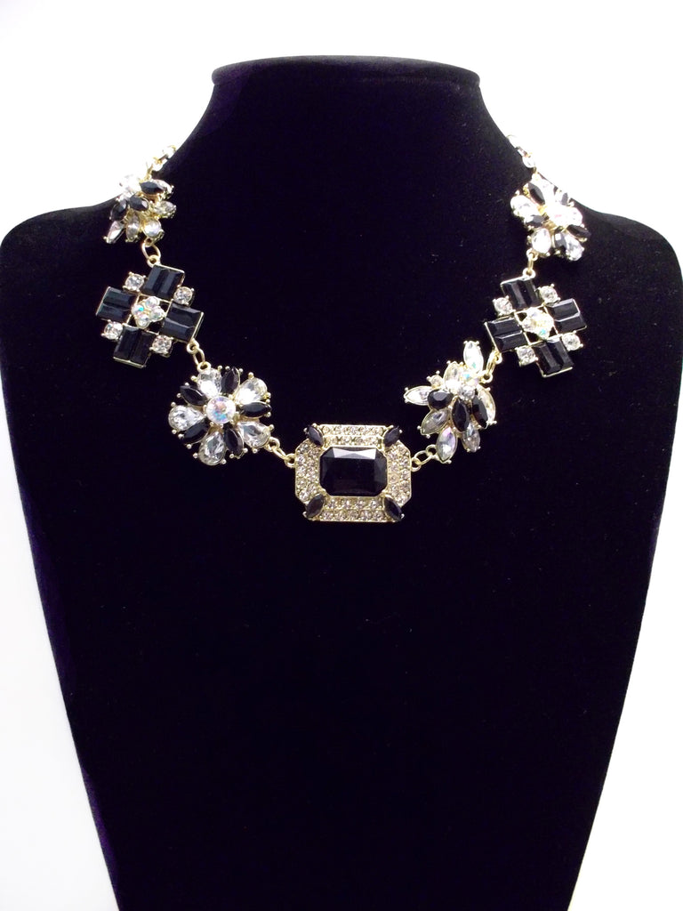 Crystal Cluster Jewels Statement Necklace- Black