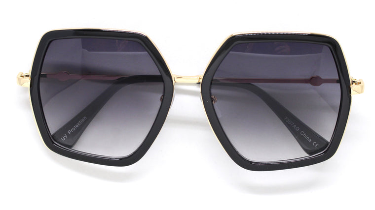 Genevieve Over-sized Sunglasses- Black Frame