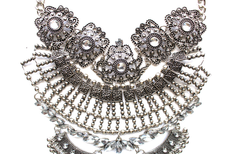 Antiqued Metal & Crystal Detail Necklace